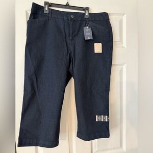 Women’s Capri jeans
